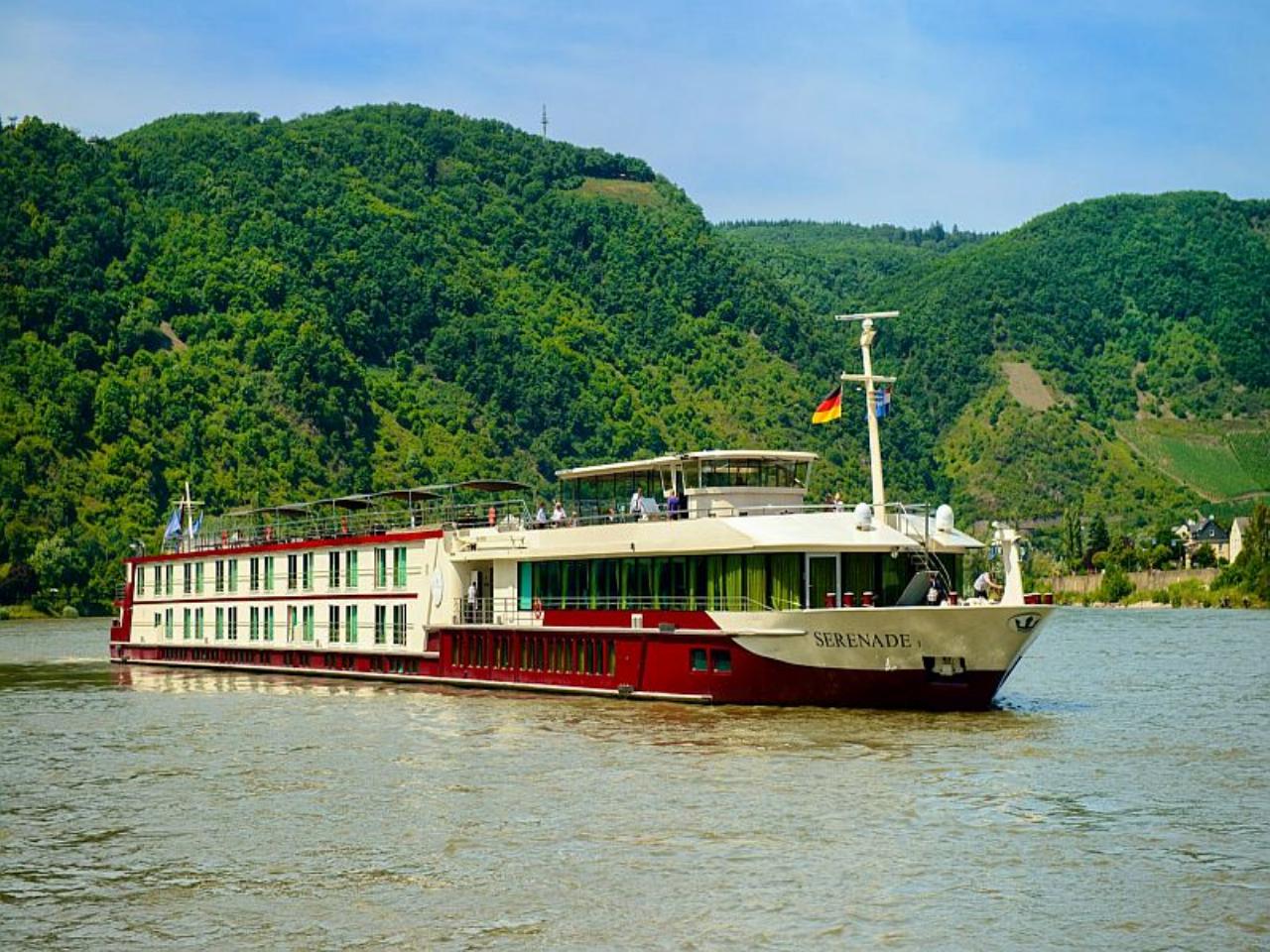 No-Fly River Cruises, holidays 0