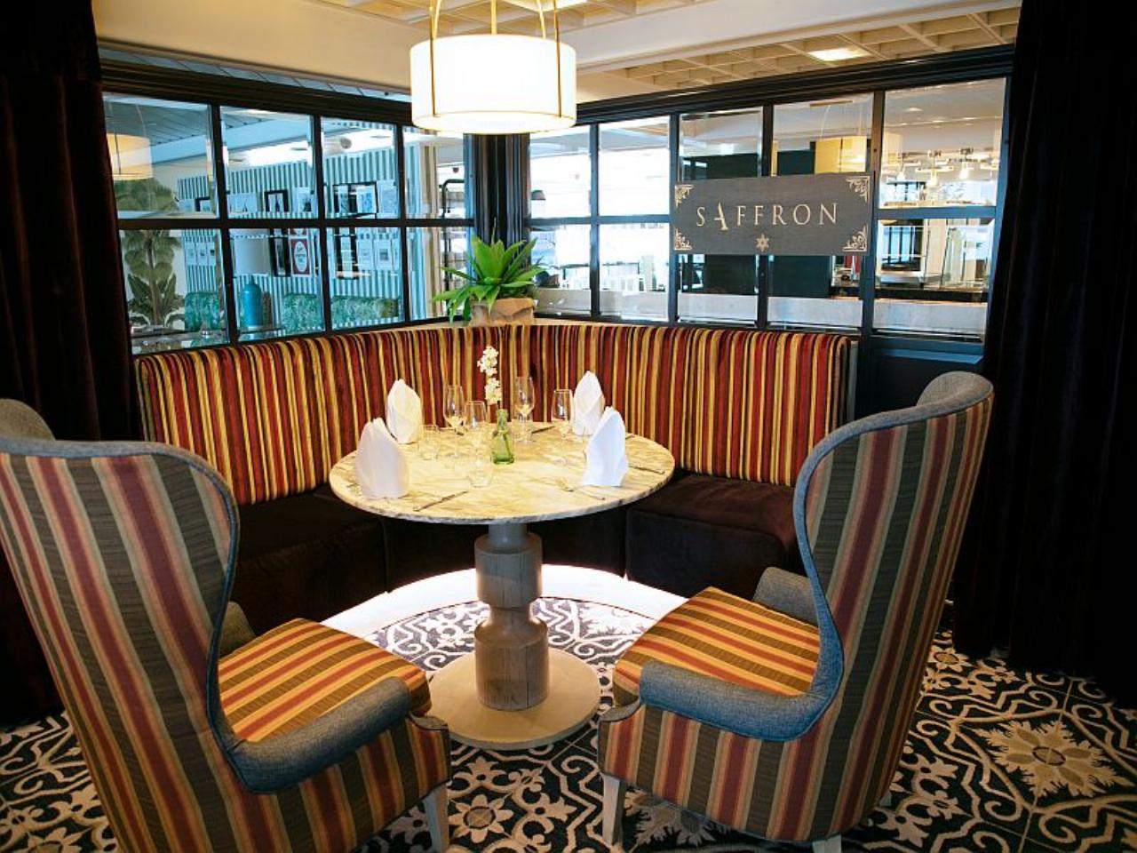 Cruises, holidays 31