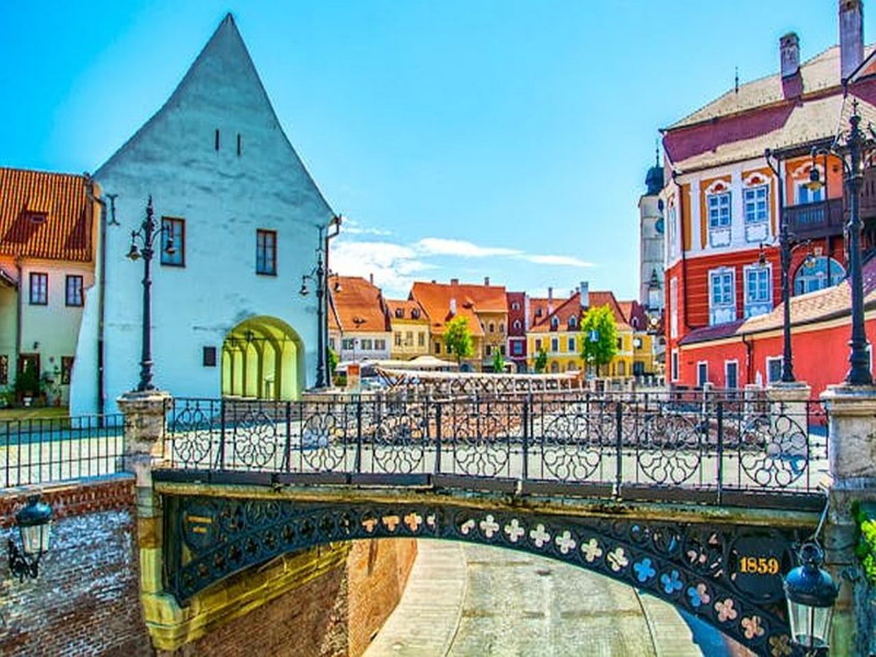 Specialist Tours, holidays 19