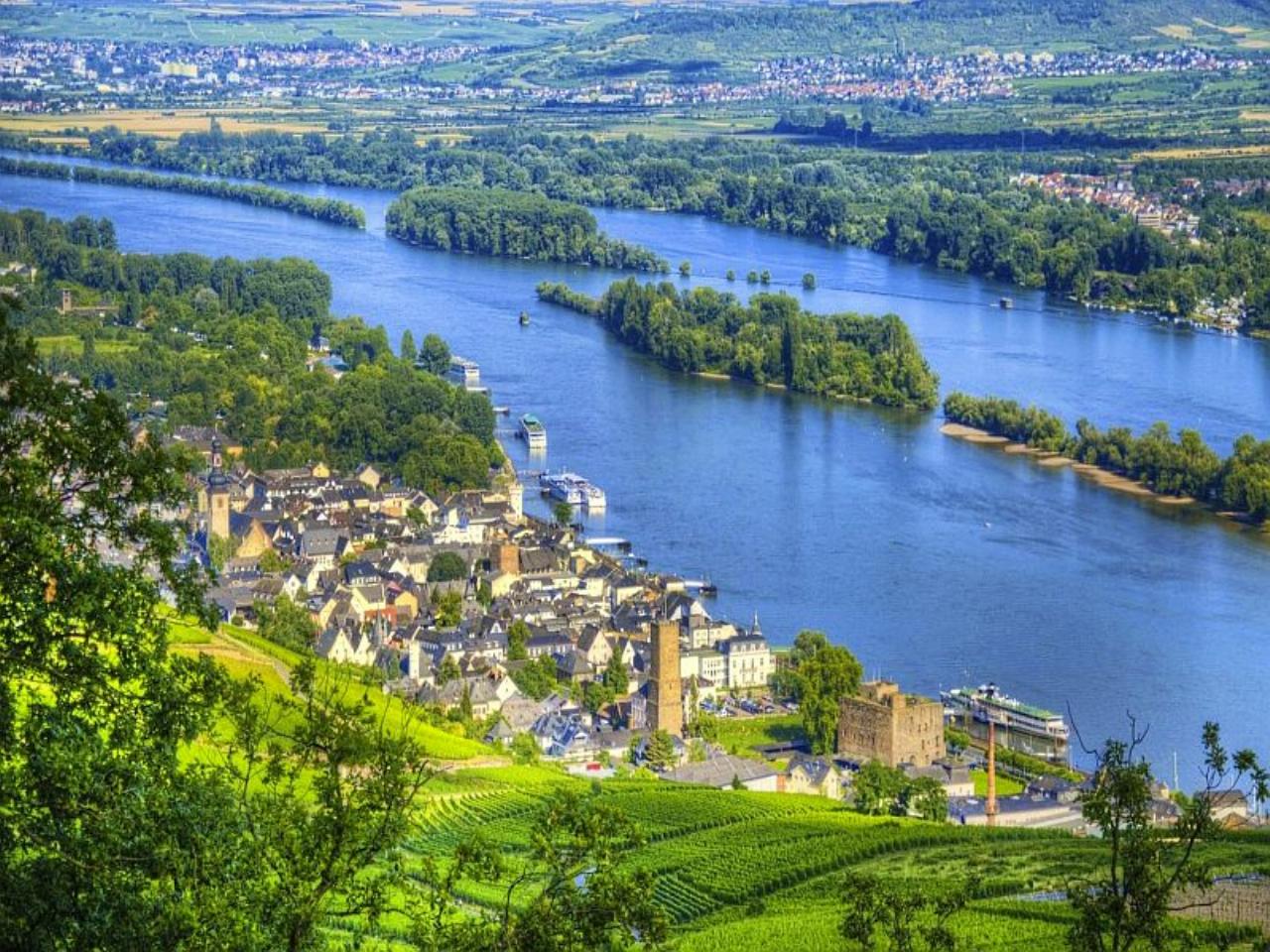 No-Fly River Cruises, holidays 23