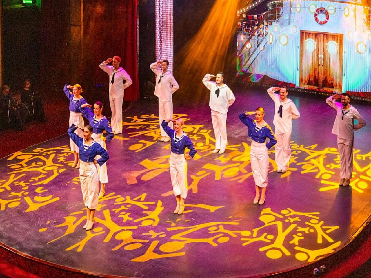 Cruises, holidays 24