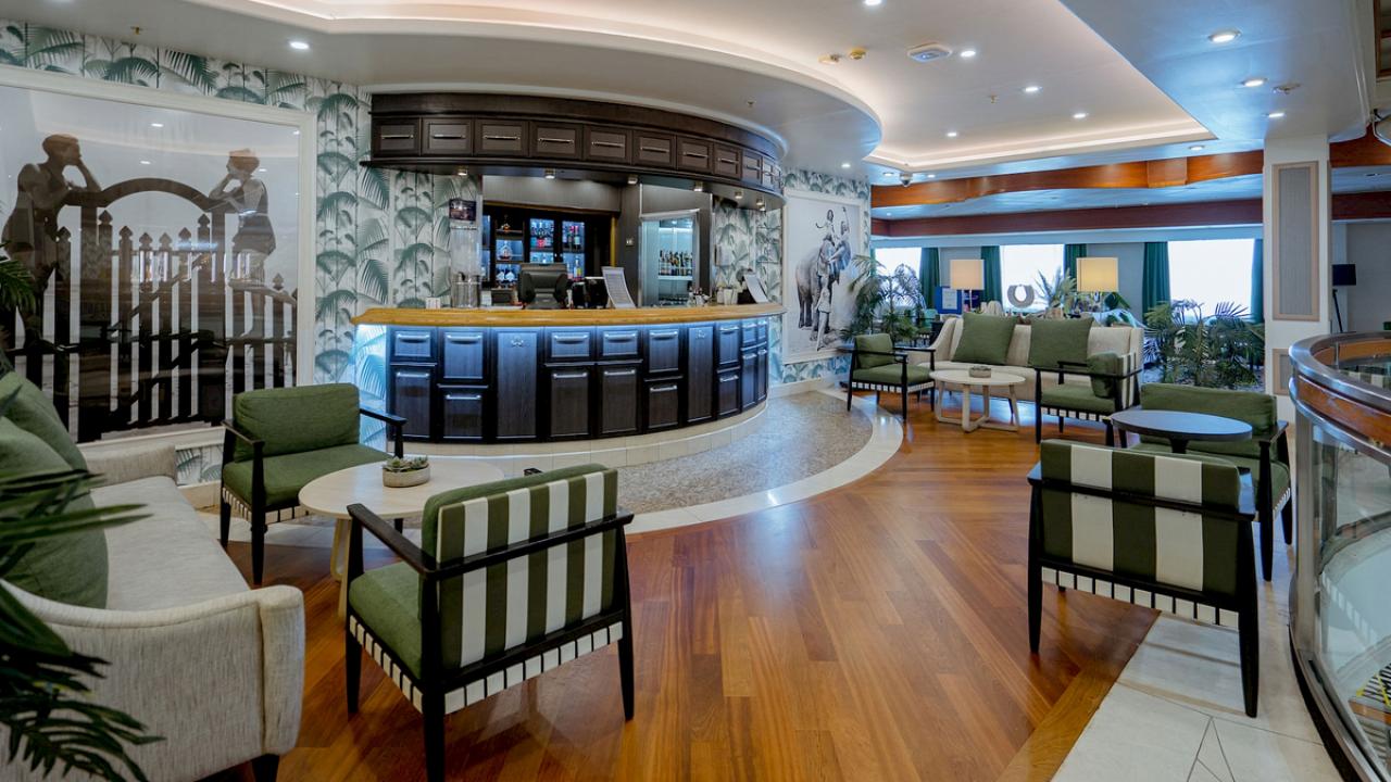 Cruises, holidays 21