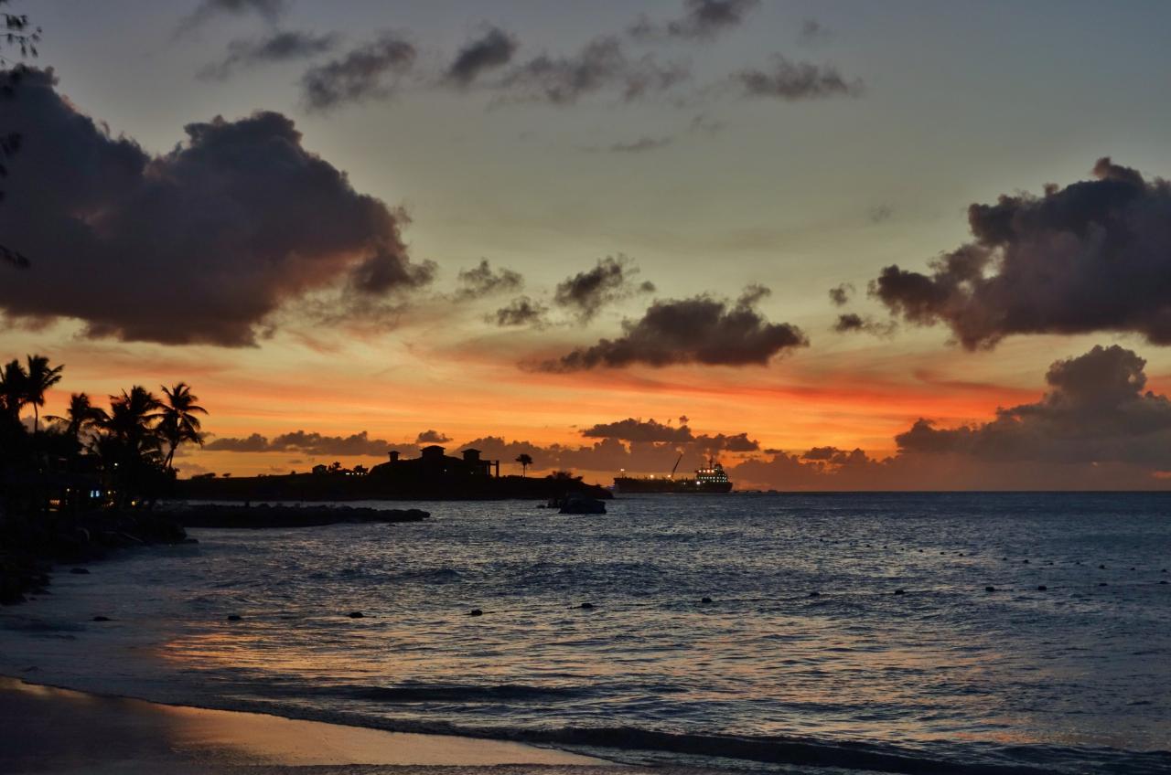 Dickenson Bay, Antigua holidays 7